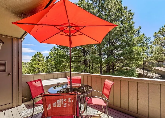 Delightful 1 Bdrm Country Club Retreat With Mt Elden Views! Holiday home *